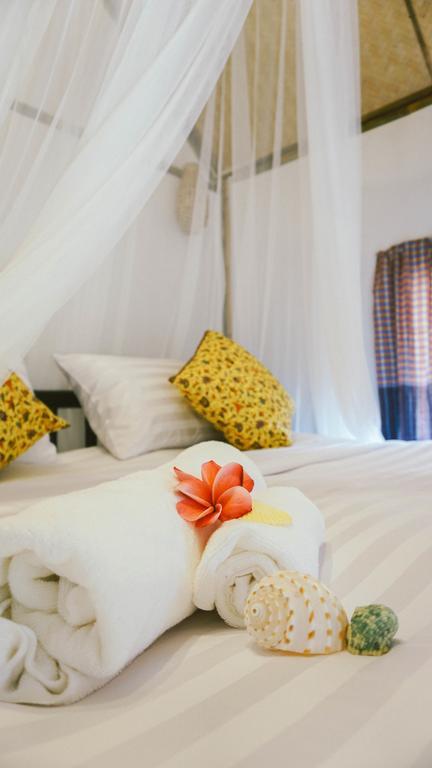 Yanui Beach Hideaway Rawai Buitenkant foto